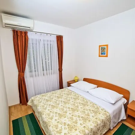Apartament Bozikovic *